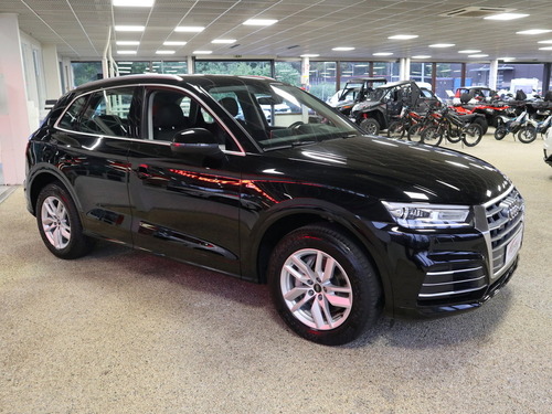 AUDI Q5 Advanced 50 TFSI e 220 kW quattro S tronic, vm. 2021, 64 tkm (2 / 20)